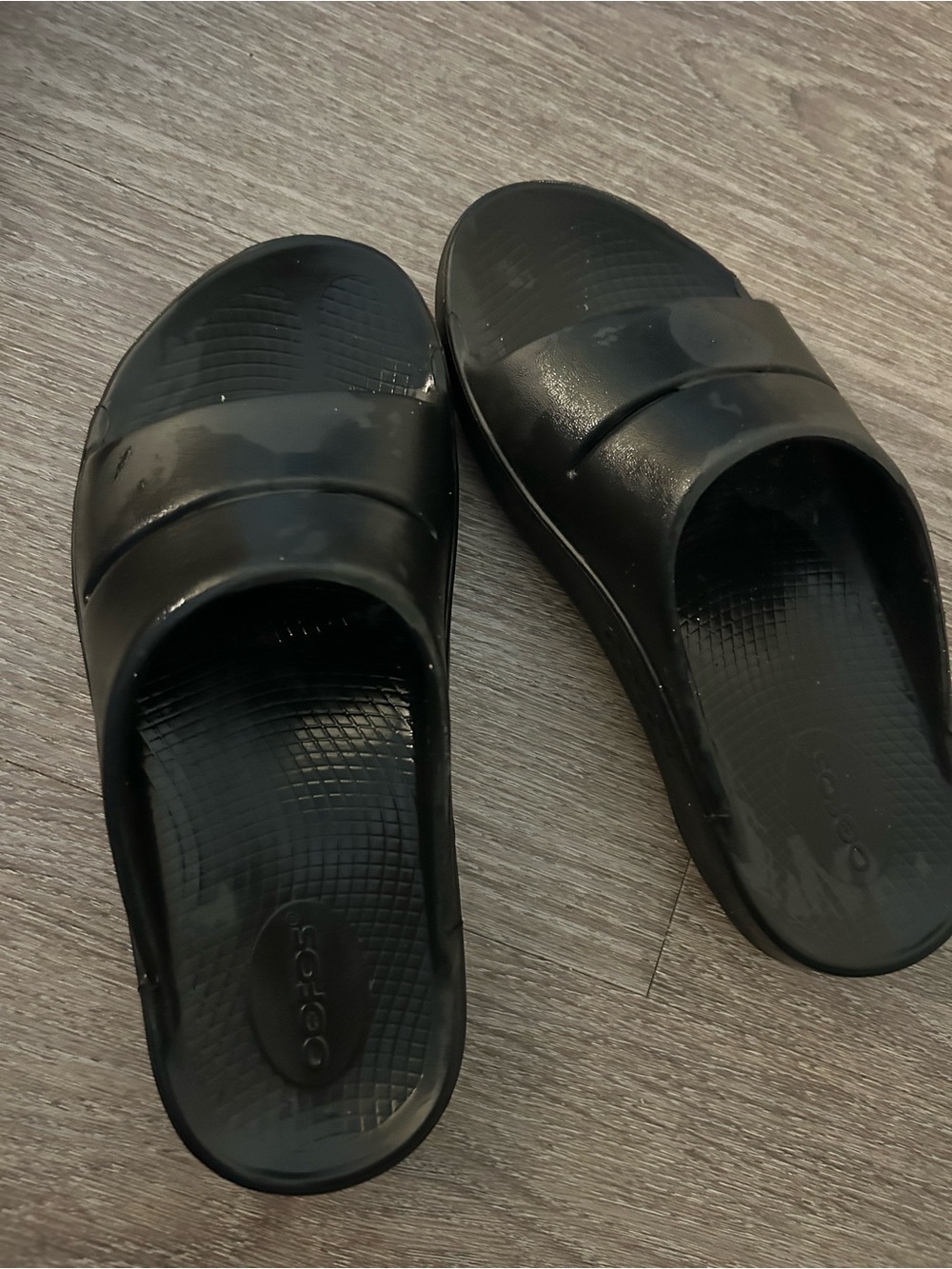 OOFOS Black Slide Sandals